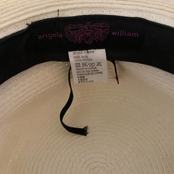 Cream and black sun hat - Picture 3 of 3